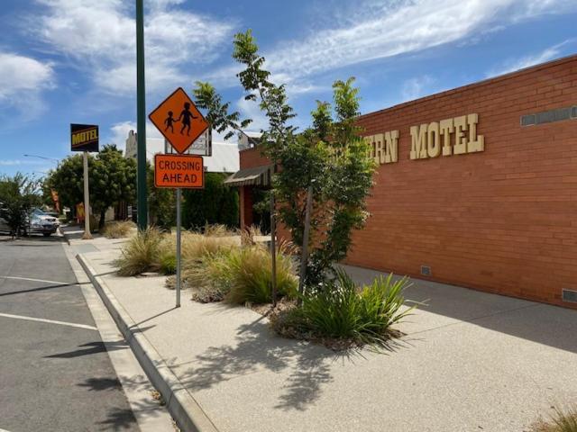 Wedderburn Goldseeker Motel Exterior photo
